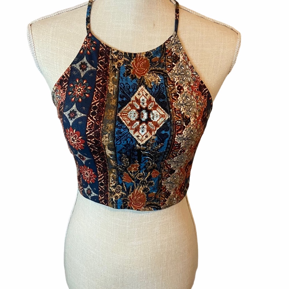 IHeartRaves Halter Crop Top Size Small